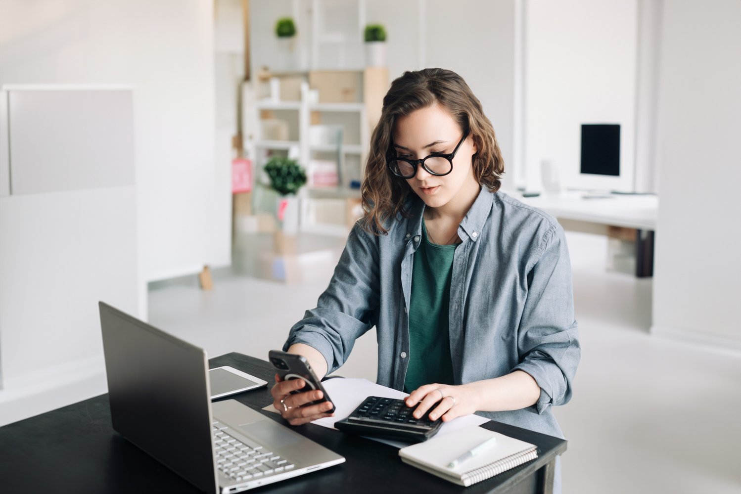 When should solopreneur recruiters hire a new member of staff - Reed Franchise Partnerships